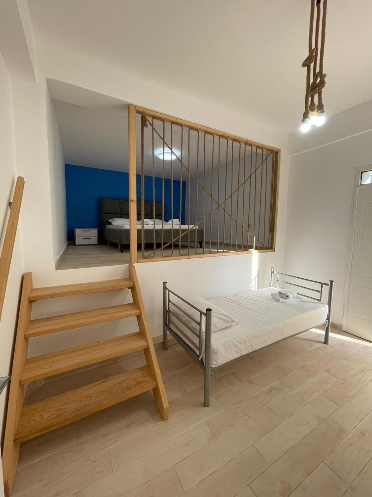 Bardhi M Bay Blu